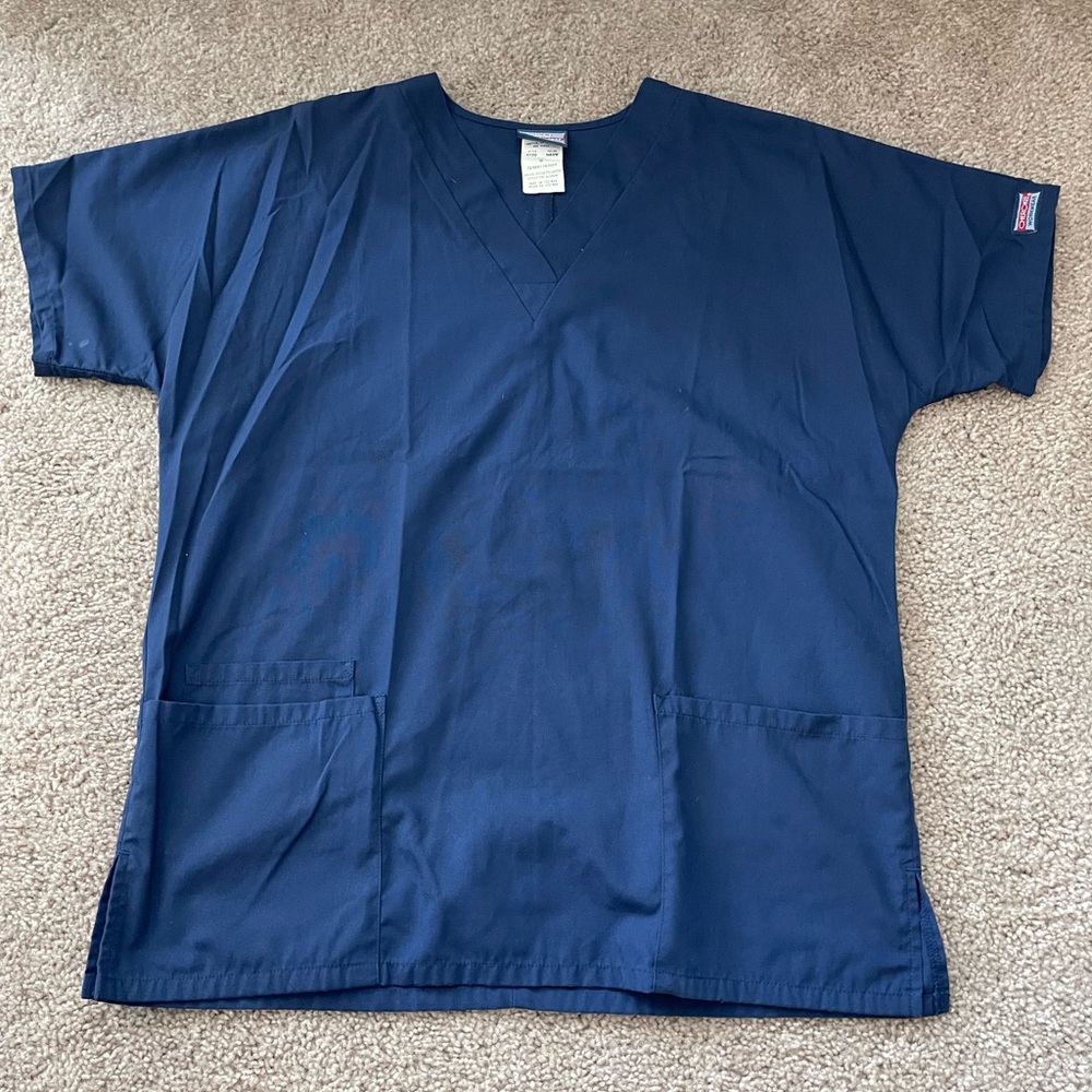 Cherokee Scrub Top
